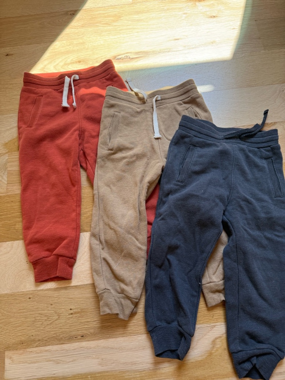 Old Navy sweatpants-gender neutral